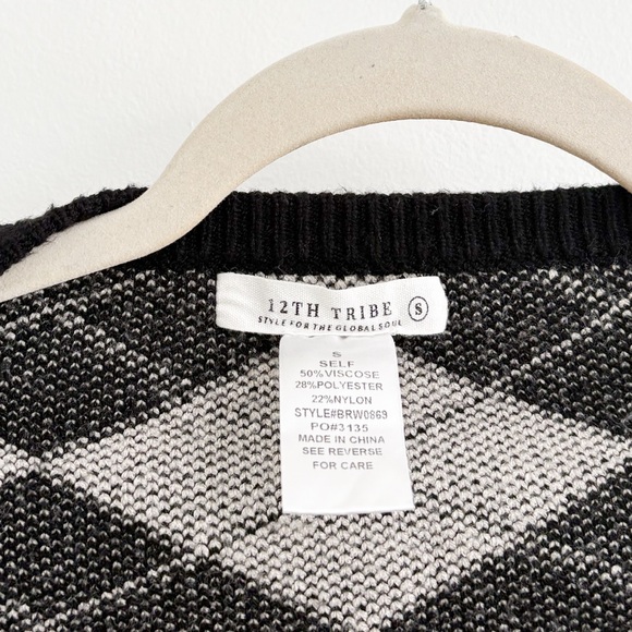 12th Tribe Argyle Cropped Bolero Cardigan - Picture 5 of 6